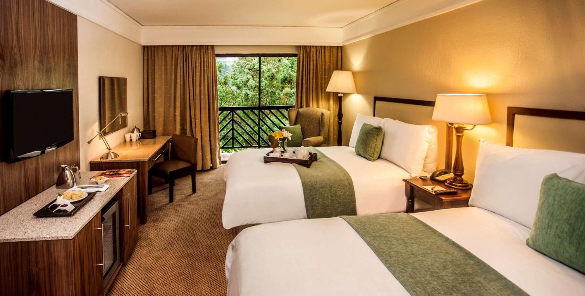 Drakensberg Sun Resort Cathkin Park Екстер'єр фото