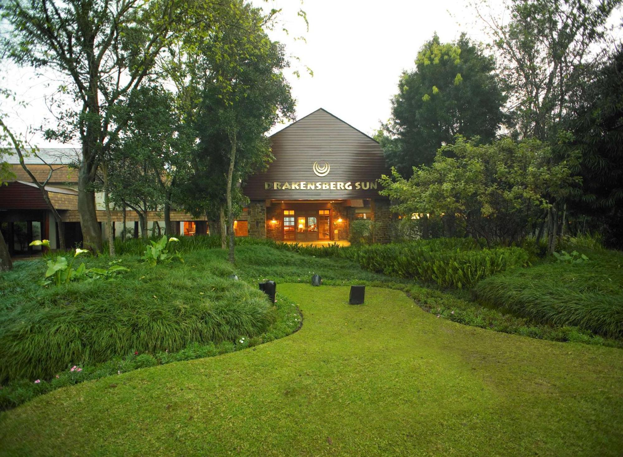 Drakensberg Sun Resort Cathkin Park Екстер'єр фото
