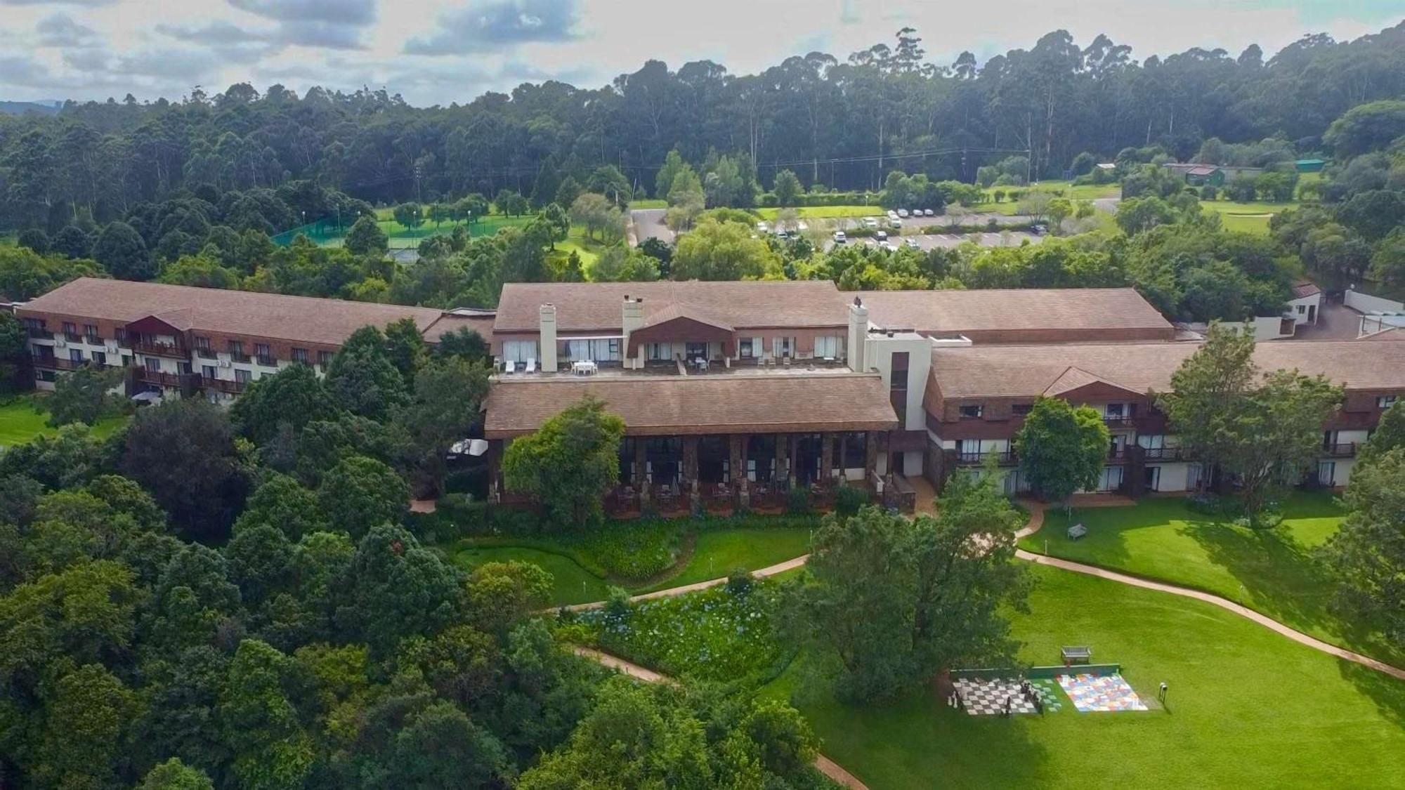 Drakensberg Sun Resort Cathkin Park Екстер'єр фото