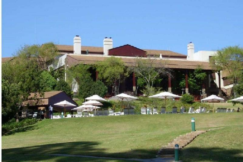 Drakensberg Sun Resort Cathkin Park Екстер'єр фото